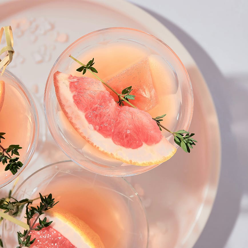Alkoholfreier Cocktail mit Grapefruit